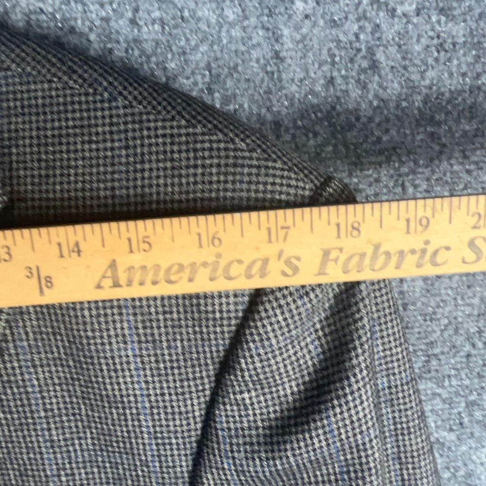 Jos A Bank‎ Tailored Fit Travelers Houndstooth Wool Blazer Men's 42R Gray Plaid - Picture 12 of 12